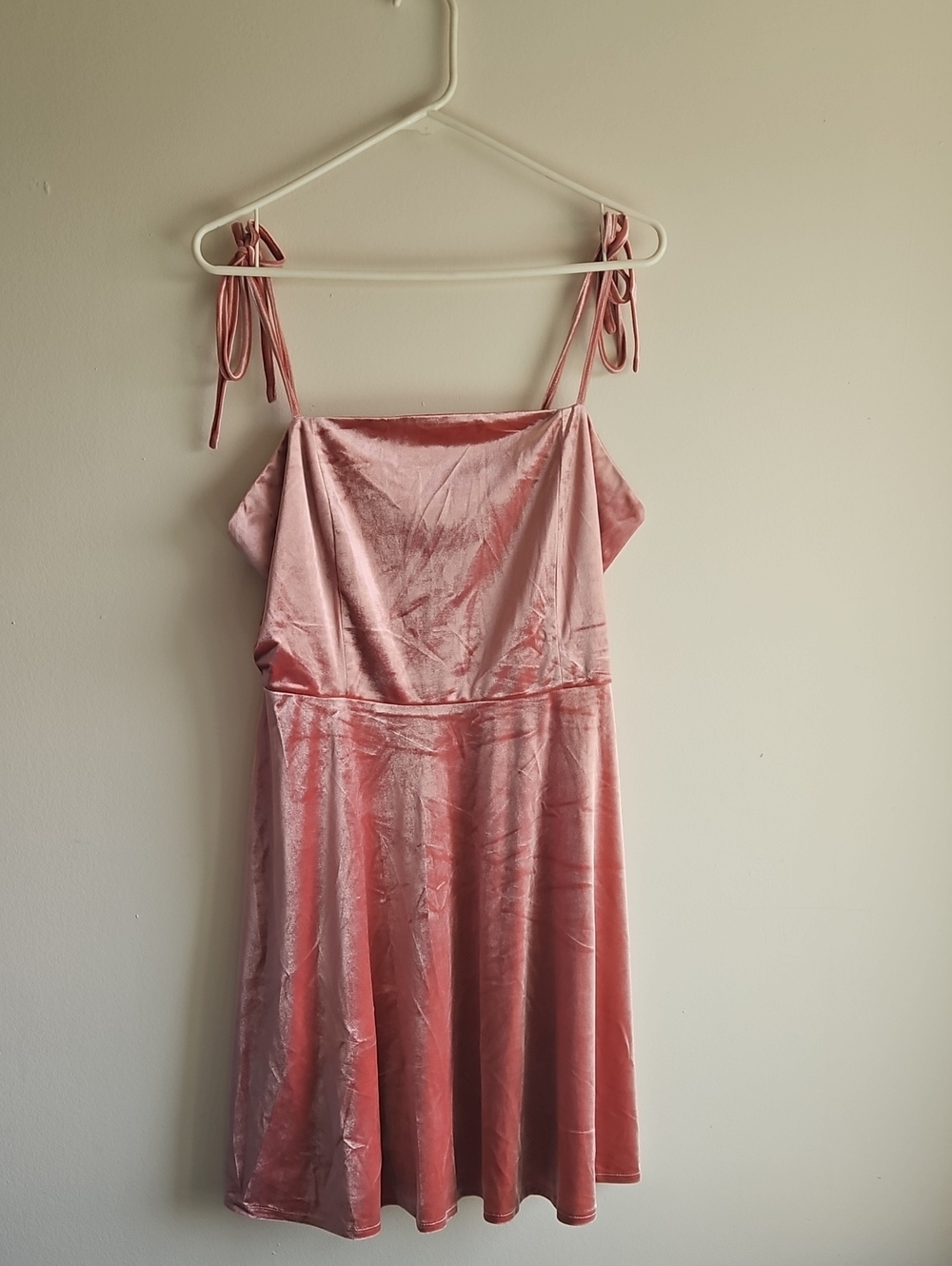 Tie-Shoulder Velvet Slip Dress in Blush Pink